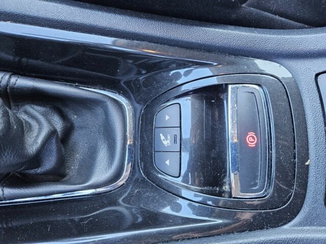 Черный Ситроен С5, объемом двигателя 2 л и пробегом 289 тыс. км за 2500 $, фото 13 на Automoto.ua