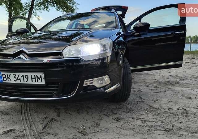 Чорний Сітроен С5, об'ємом двигуна 1.6 л та пробігом 218 тис. км за 6100 $, фото 11 на Automoto.ua