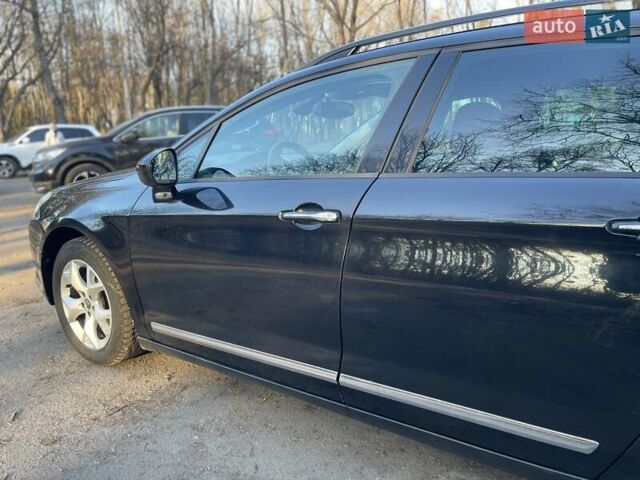 Чорний Сітроен С5, об'ємом двигуна 2 л та пробігом 255 тис. км за 5500 $, фото 13 на Automoto.ua