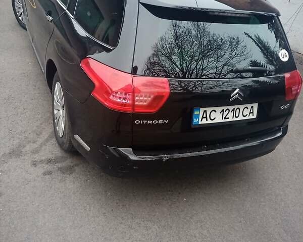 Черный Ситроен С5, объемом двигателя 1.56 л и пробегом 312 тыс. км за 5850 $, фото 5 на Automoto.ua