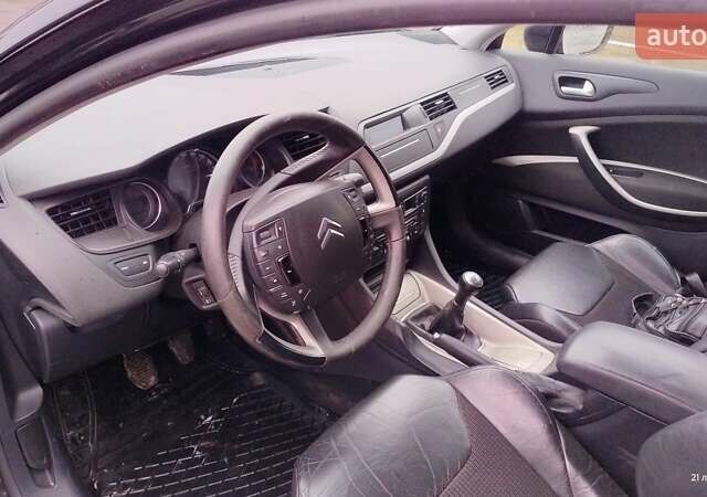 Черный Ситроен С5, объемом двигателя 1.56 л и пробегом 293 тыс. км за 5500 $, фото 8 на Automoto.ua