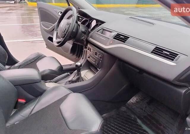 Черный Ситроен С5, объемом двигателя 1.56 л и пробегом 293 тыс. км за 5500 $, фото 17 на Automoto.ua