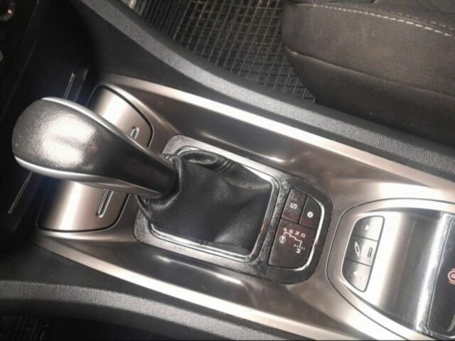 Черный Ситроен С5, объемом двигателя 2 л и пробегом 270 тыс. км за 3000 $, фото 12 на Automoto.ua