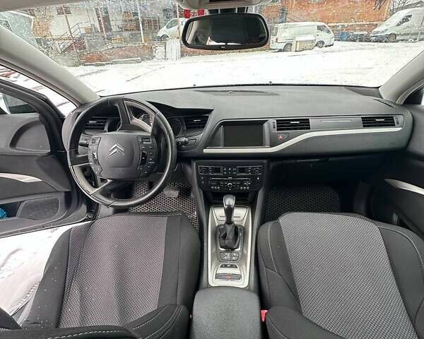 Черный Ситроен С5, объемом двигателя 1.6 л и пробегом 204 тыс. км за 5600 $, фото 23 на Automoto.ua