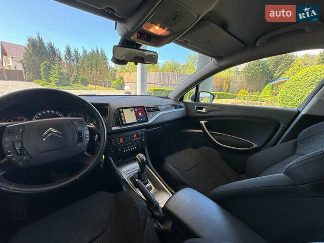 Черный Ситроен С5, объемом двигателя 1.6 л и пробегом 280 тыс. км за 7900 $, фото 9 на Automoto.ua