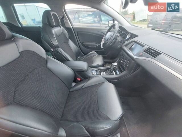 Чорний Сітроен С5, об'ємом двигуна 2 л та пробігом 321 тис. км за 8800 $, фото 8 на Automoto.ua