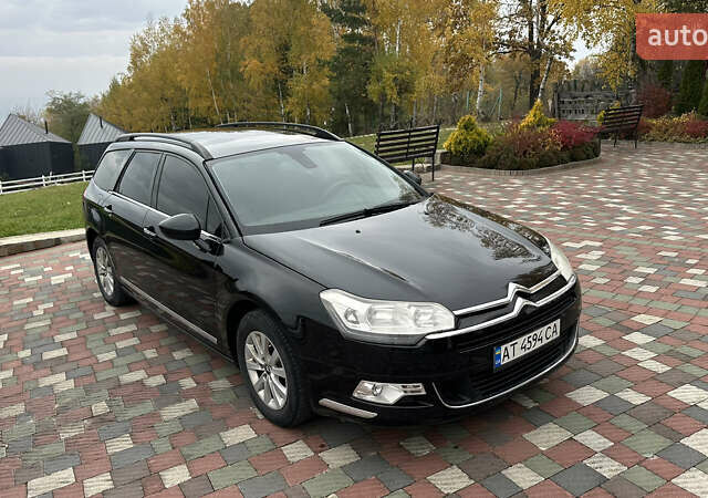 Чорний Сітроен С5, об'ємом двигуна 1.56 л та пробігом 332 тис. км за 7300 $, фото 6 на Automoto.ua