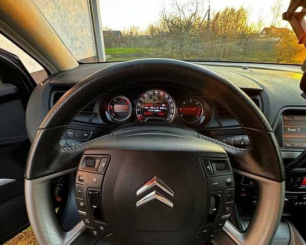 Чорний Сітроен С5, об'ємом двигуна 1.6 л та пробігом 248 тис. км за 7200 $, фото 14 на Automoto.ua