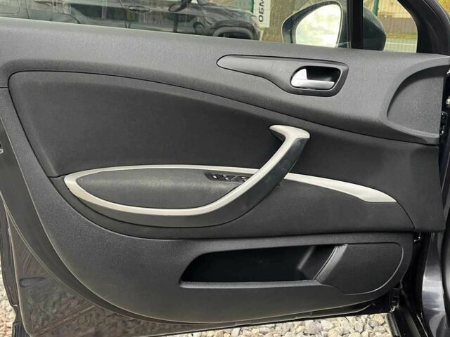 Чорний Сітроен С5, об'ємом двигуна 1.6 л та пробігом 234 тис. км за 7400 $, фото 22 на Automoto.ua