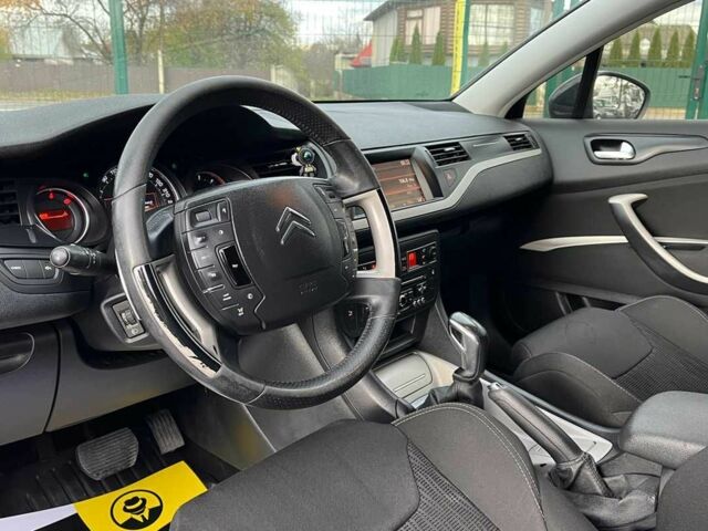 Чорний Сітроен С5, об'ємом двигуна 1.6 л та пробігом 234 тис. км за 7400 $, фото 6 на Automoto.ua