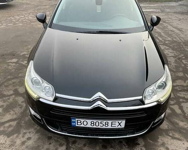 Черный Ситроен С5, объемом двигателя 2.18 л и пробегом 188 тыс. км за 11500 $, фото 2 на Automoto.ua