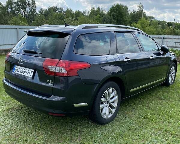 Черный Ситроен С5, объемом двигателя 1.6 л и пробегом 201 тыс. км за 8700 $, фото 5 на Automoto.ua