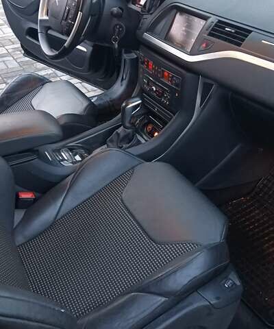 Чорний Сітроен С5, об'ємом двигуна 2.18 л та пробігом 303 тис. км за 10200 $, фото 13 на Automoto.ua