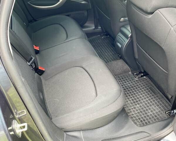 Черный Ситроен С5, объемом двигателя 1.6 л и пробегом 201 тыс. км за 8700 $, фото 15 на Automoto.ua