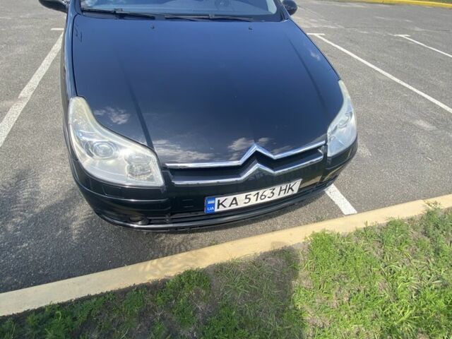 Черный Ситроен С5, объемом двигателя 2 л и пробегом 235 тыс. км за 4000 $, фото 6 на Automoto.ua