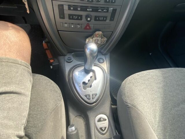 Черный Ситроен С5, объемом двигателя 2 л и пробегом 235 тыс. км за 4000 $, фото 4 на Automoto.ua