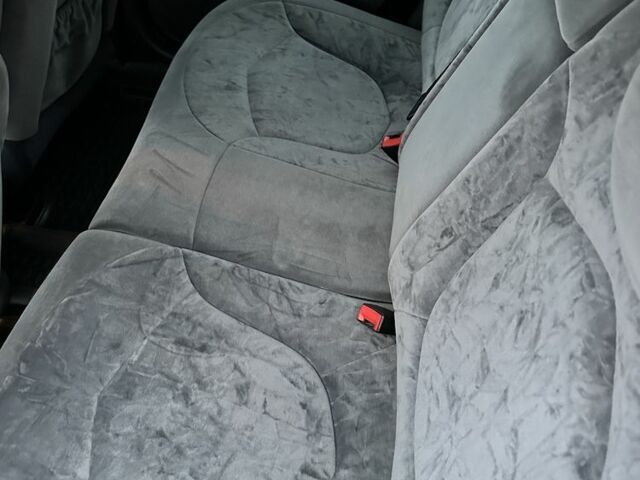 Черный Ситроен С5, объемом двигателя 2 л и пробегом 285 тыс. км за 4900 $, фото 6 на Automoto.ua