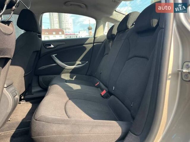 Коричневий Сітроен С5, об'ємом двигуна 1.6 л та пробігом 208 тис. км за 6690 $, фото 10 на Automoto.ua