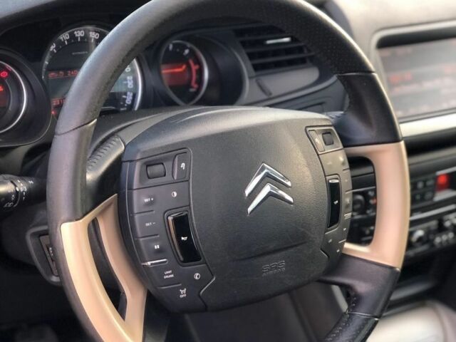 Коричневый Ситроен С5, объемом двигателя 2 л и пробегом 231 тыс. км за 6100 $, фото 14 на Automoto.ua