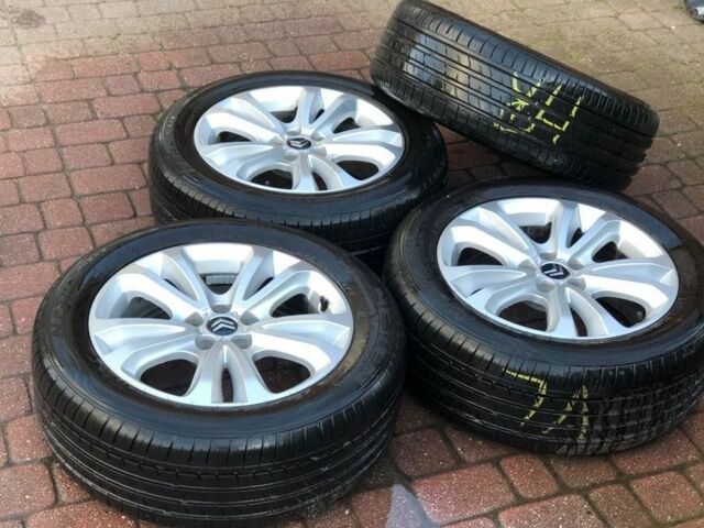 Коричневый Ситроен С5, объемом двигателя 2 л и пробегом 231 тыс. км за 6100 $, фото 12 на Automoto.ua