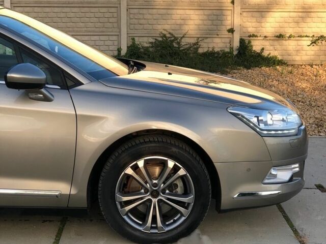 Коричневый Ситроен С5, объемом двигателя 2 л и пробегом 231 тыс. км за 6100 $, фото 1 на Automoto.ua