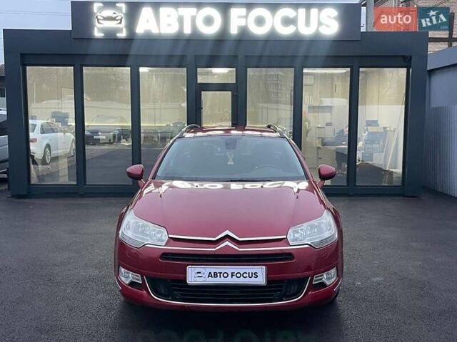 Красный Ситроен С5, объемом двигателя 2 л и пробегом 300 тыс. км за 5990 $, фото 2 на Automoto.ua
