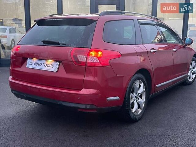 Красный Ситроен С5, объемом двигателя 2 л и пробегом 300 тыс. км за 5990 $, фото 5 на Automoto.ua