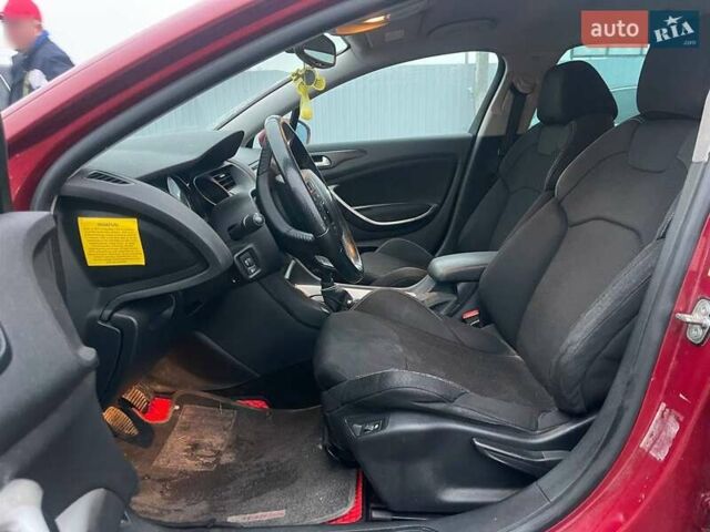Червоний Сітроен С5, об'ємом двигуна 2 л та пробігом 300 тис. км за 4990 $, фото 8 на Automoto.ua