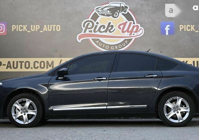 Сітроен С5, об'ємом двигуна 1.6 л та пробігом 220 тис. км за 6500 $, фото 14 на Automoto.ua