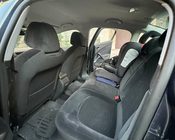 Сітроен С5, об'ємом двигуна 1.6 л та пробігом 270 тис. км за 6000 $, фото 7 на Automoto.ua