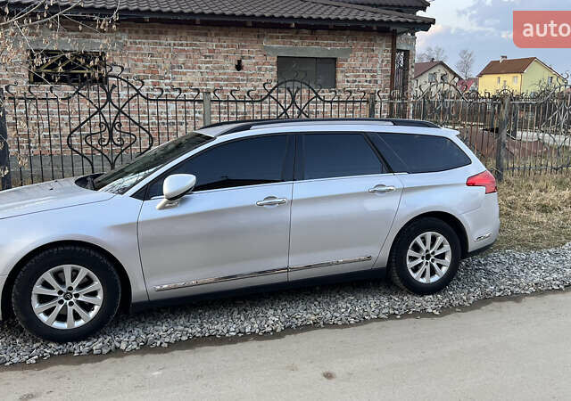 Сітроен С5, об'ємом двигуна 1.6 л та пробігом 265 тис. км за 8000 $, фото 11 на Automoto.ua