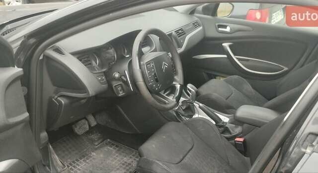Ситроен С5, объемом двигателя 1.6 л и пробегом 286 тыс. км за 6200 $, фото 6 на Automoto.ua