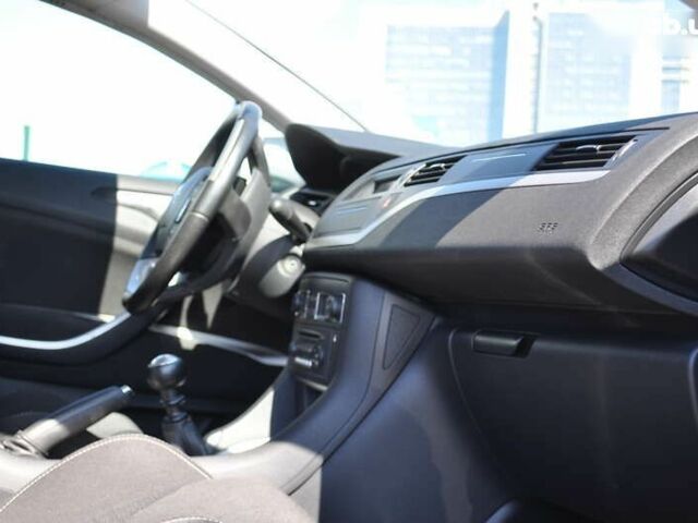 Ситроен С5, объемом двигателя 1.6 л и пробегом 215 тыс. км за 7300 $, фото 28 на Automoto.ua