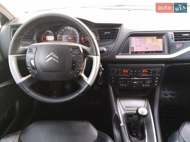 Ситроен С5, объемом двигателя 1.6 л и пробегом 245 тыс. км за 7000 $, фото 17 на Automoto.ua