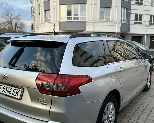 Сітроен С5, об'ємом двигуна 1.6 л та пробігом 265 тис. км за 8000 $, фото 9 на Automoto.ua