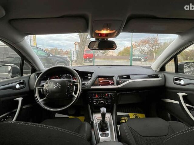 Сітроен С5, об'ємом двигуна 1.6 л та пробігом 234 тис. км за 7400 $, фото 7 на Automoto.ua