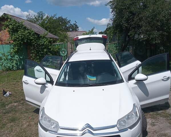Сітроен С5, об'ємом двигуна 2 л та пробігом 312 тис. км за 6699 $, фото 12 на Automoto.ua
