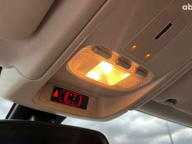 Сітроен С5, об'ємом двигуна 1.6 л та пробігом 234 тис. км за 7400 $, фото 14 на Automoto.ua