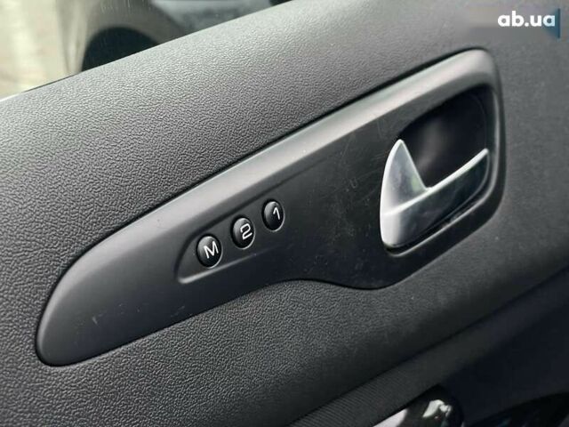 Сітроен С5, об'ємом двигуна 2.2 л та пробігом 279 тис. км за 9490 $, фото 21 на Automoto.ua