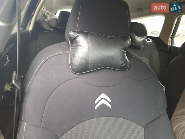 Ситроен С5, объемом двигателя 1.6 л и пробегом 270 тыс. км за 8200 $, фото 7 на Automoto.ua