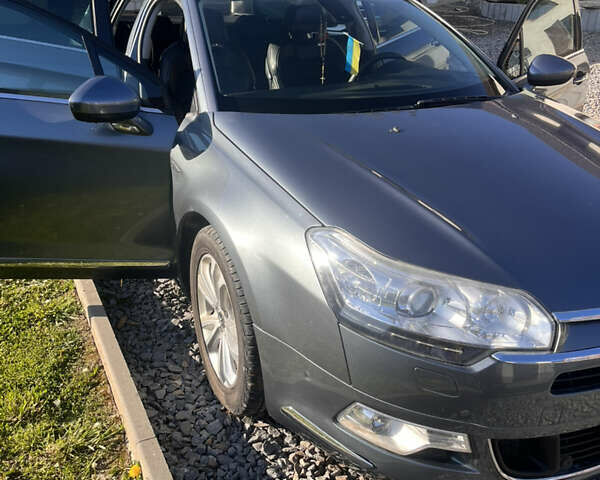 Сітроен С5, об'ємом двигуна 2 л та пробігом 265 тис. км за 8500 $, фото 17 на Automoto.ua