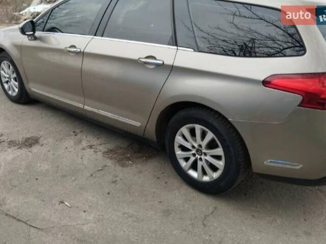 Ситроен С5, объемом двигателя 1.6 л и пробегом 270 тыс. км за 8200 $, фото 8 на Automoto.ua