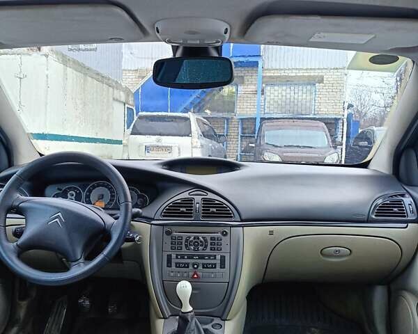 Жовтий Сітроен С5, об'ємом двигуна 2 л та пробігом 246 тис. км за 2544 $, фото 2 на Automoto.ua