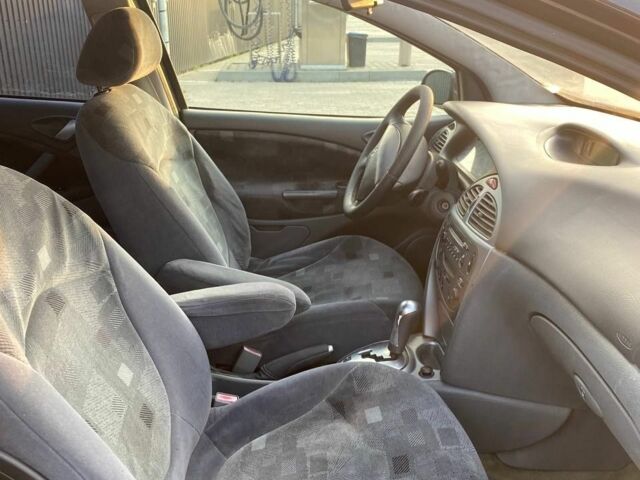 Серый Ситроен С5, объемом двигателя 2 л и пробегом 370 тыс. км за 3400 $, фото 13 на Automoto.ua