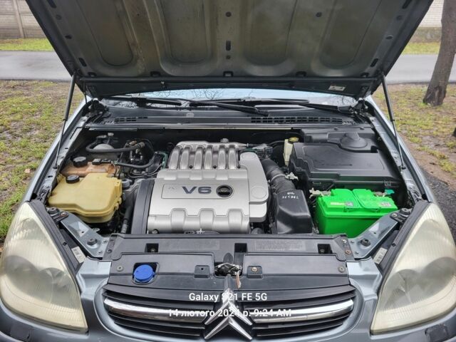 Серый Ситроен С5, объемом двигателя 2.9 л и пробегом 300 тыс. км за 3800 $, фото 7 на Automoto.ua