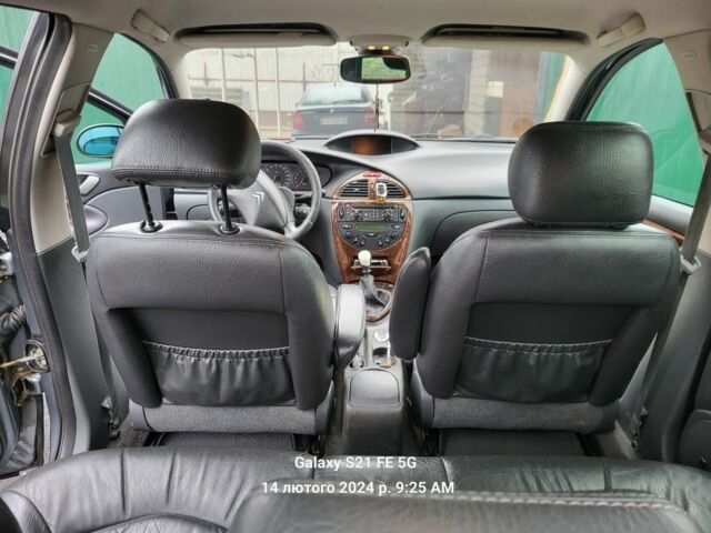 Серый Ситроен С5, объемом двигателя 2.9 л и пробегом 300 тыс. км за 3800 $, фото 5 на Automoto.ua