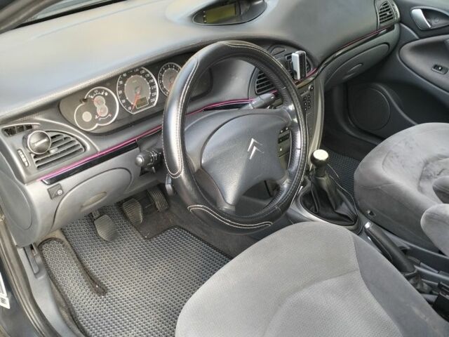 Сірий Сітроен С5, об'ємом двигуна 0 л та пробігом 390 тис. км за 4800 $, фото 1 на Automoto.ua