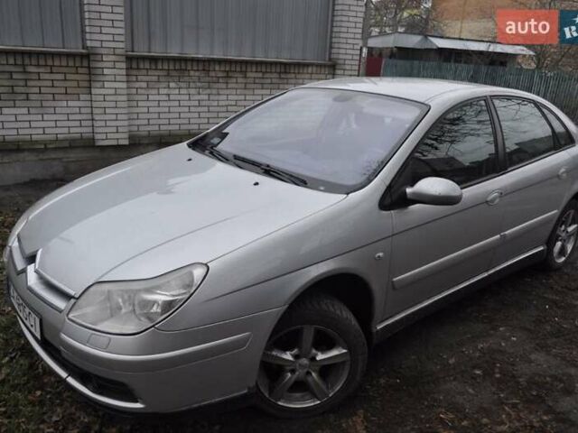 Сірий Сітроен С5, об'ємом двигуна 1.8 л та пробігом 240 тис. км за 4000 $, фото 3 на Automoto.ua