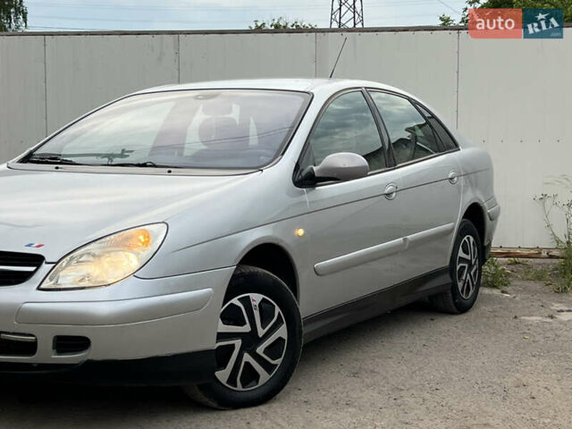 Сірий Сітроен С5, об'ємом двигуна 2.2 л та пробігом 283 тис. км за 2800 $, фото 10 на Automoto.ua