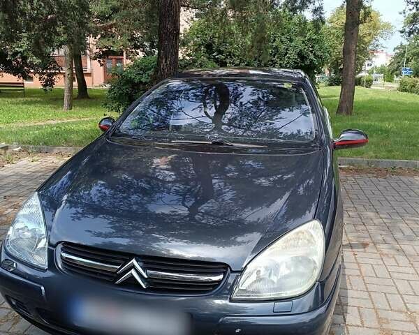 Ситроен С5 2002 в Ужгороде на Automoto.ua Серый Ситроен С5, объемом двигателя 2.2 л и пробегом 242 тыс. км за 4000 $, фото 25 на Automoto.ua